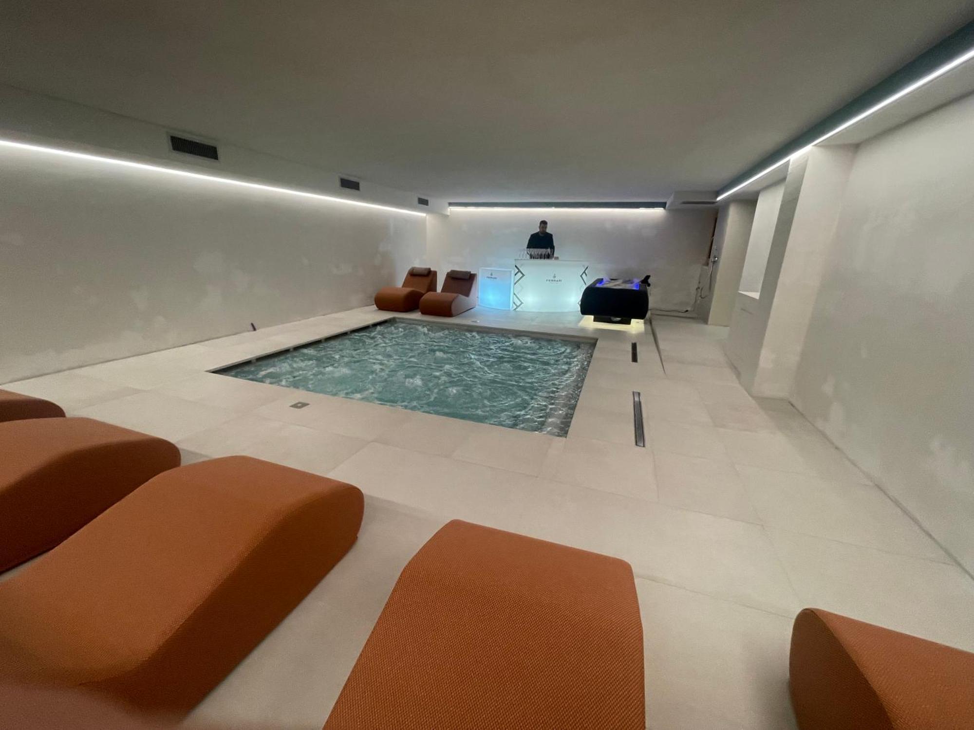 Hotel Dahu Madonna di Campiglio Bagian luar foto