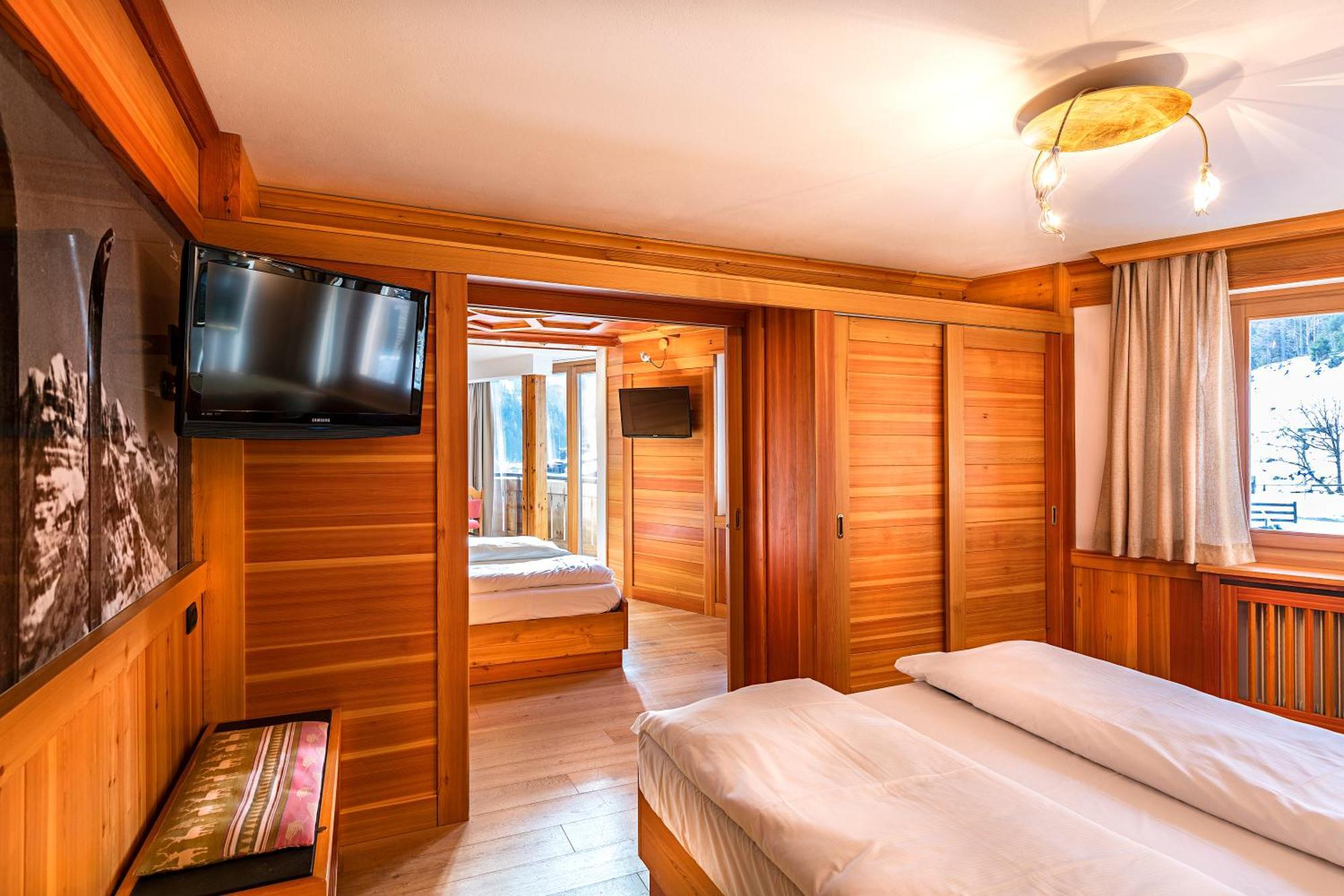 Hotel Dahu Madonna di Campiglio Bagian luar foto