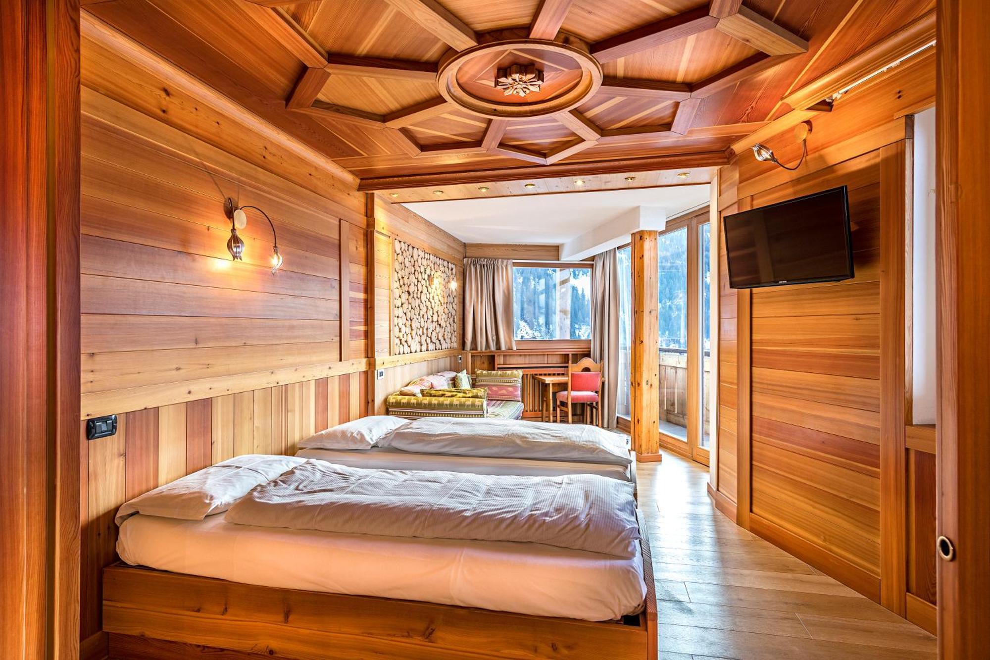 Hotel Dahu Madonna di Campiglio Bagian luar foto