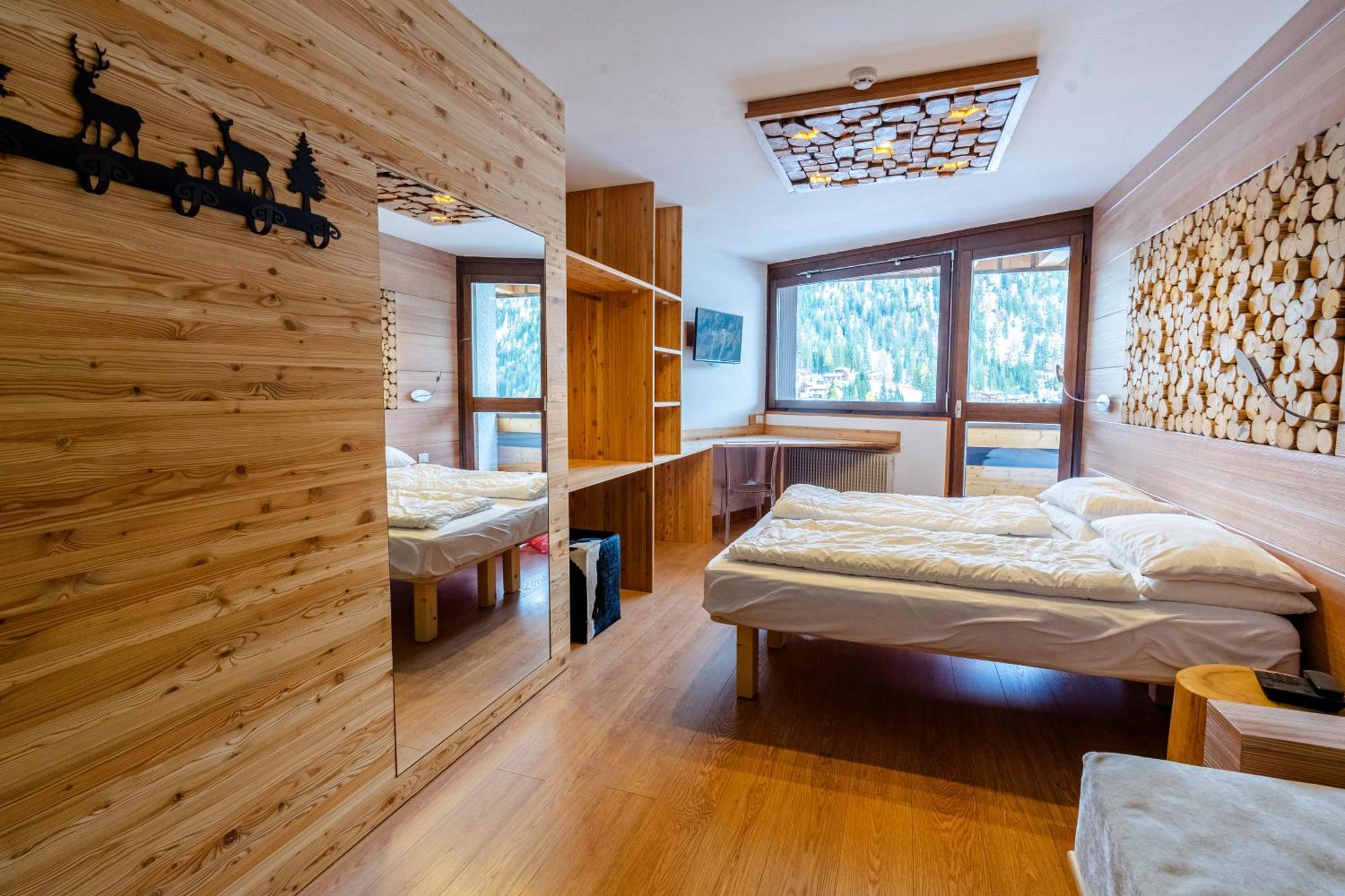 Hotel Dahu Madonna di Campiglio Bagian luar foto