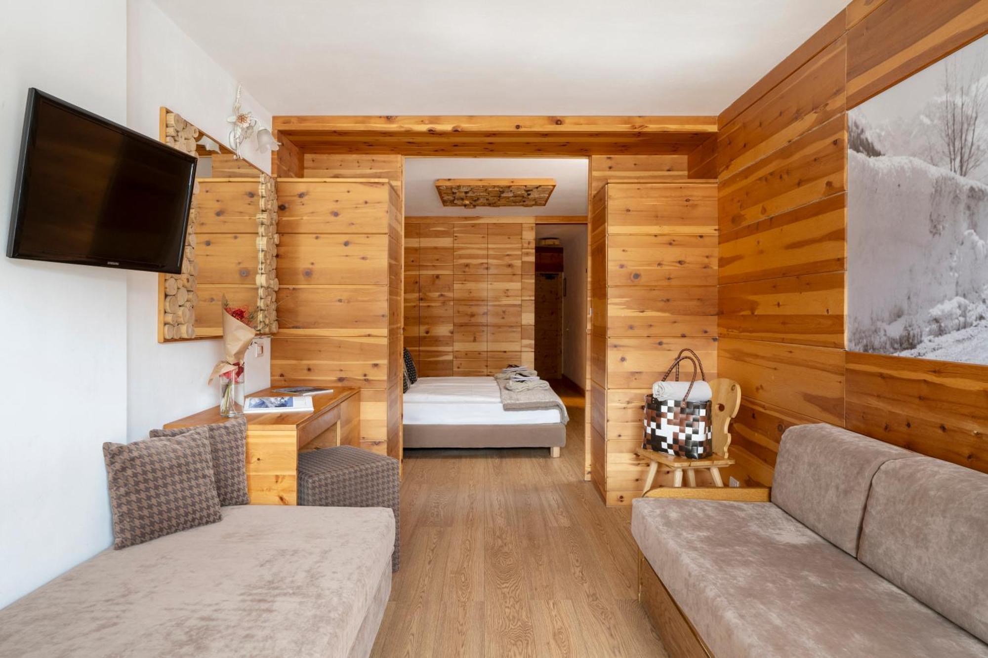 Hotel Dahu Madonna di Campiglio Bagian luar foto
