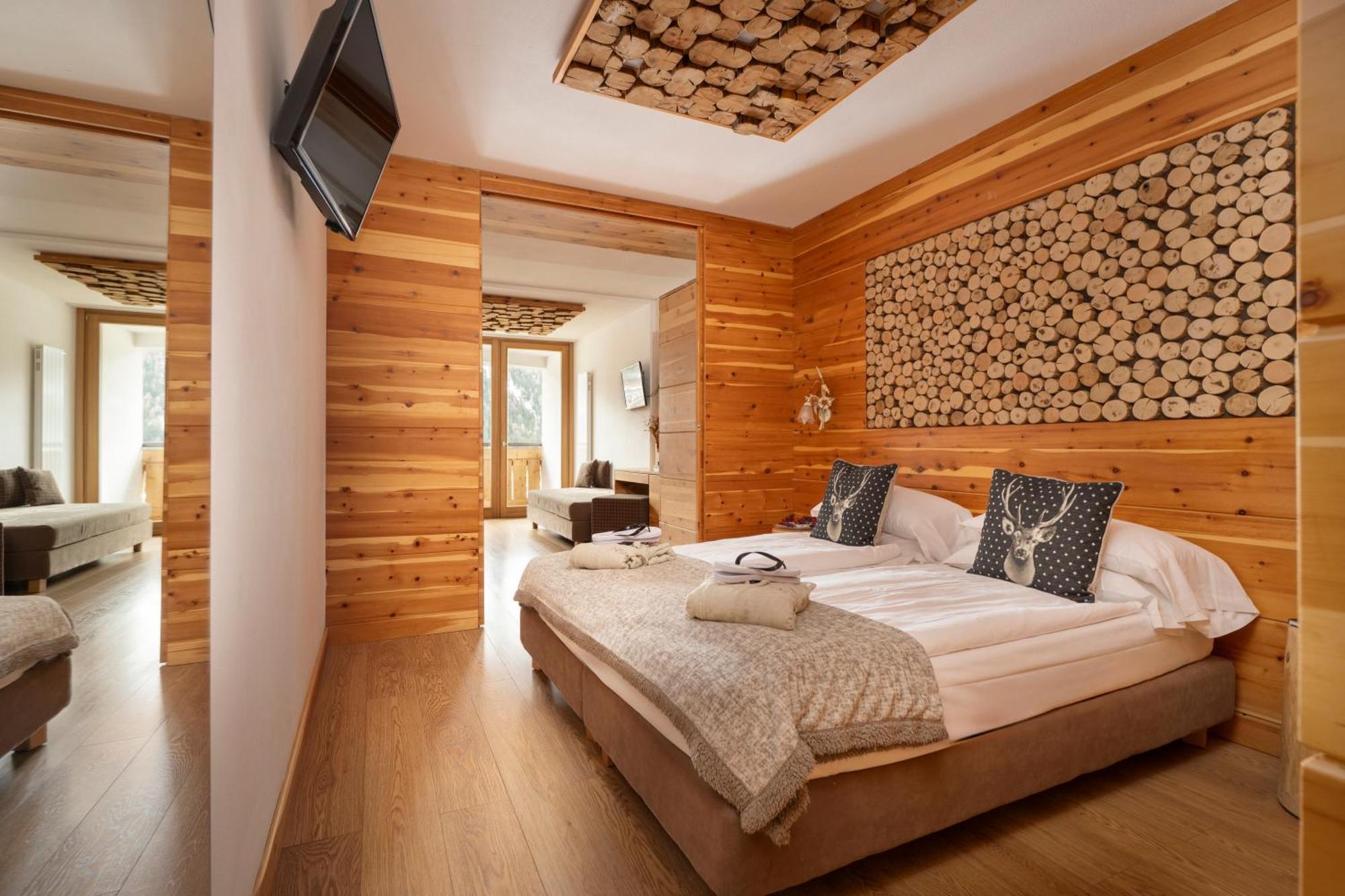 Hotel Dahu Madonna di Campiglio Bagian luar foto